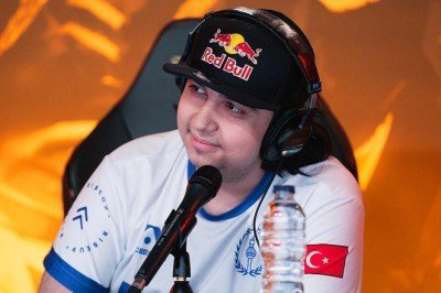 Mehmet Yağız ‘cNed’ İpek tarih yazdı