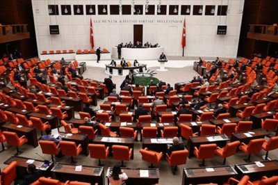 Asgari ücret için Meclis'te kanuni düzenleme yapılacak