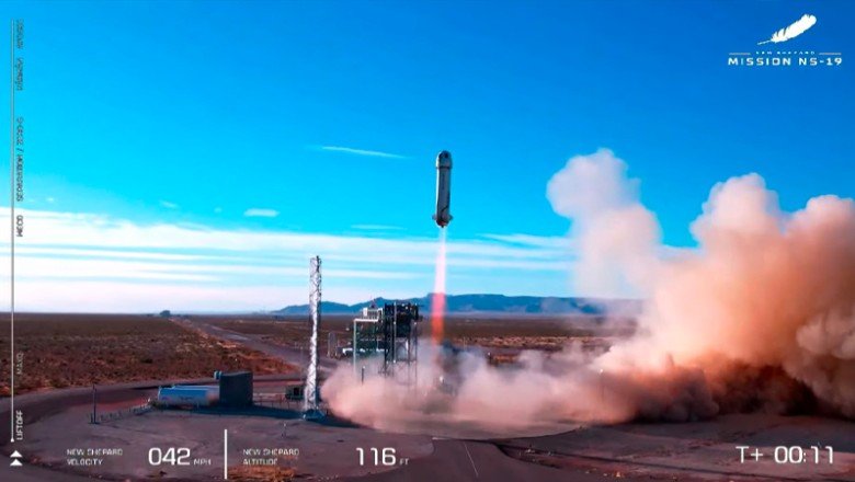 Blue Origin'in New Shephard roketi ikinci uzay yolculuğuna çıktı