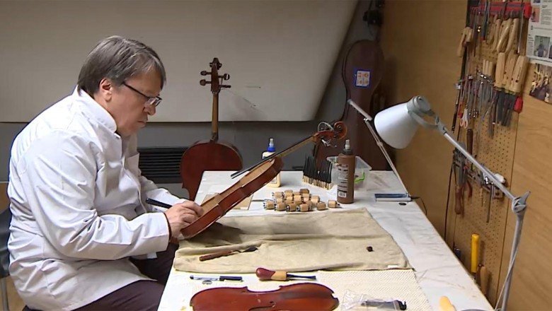 Osman Zeki Üngör'ün asırlık kemanı yılbaşı konseri için hazırlanıyor