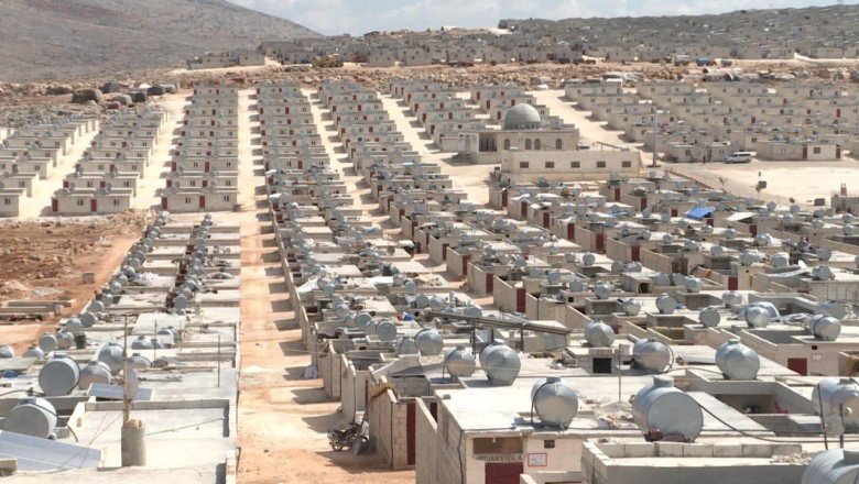 Türkiye, Suriyeli savaş mağdurlarını sıcak yuvaya kavuşturuyor