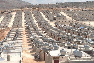 Türkiye, Suriyeli savaş mağdurlarını sıcak yuvaya kavuşturuyor