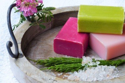 Katı sabun mu yoksa sıvı sabun mu kullanmayı seversin?