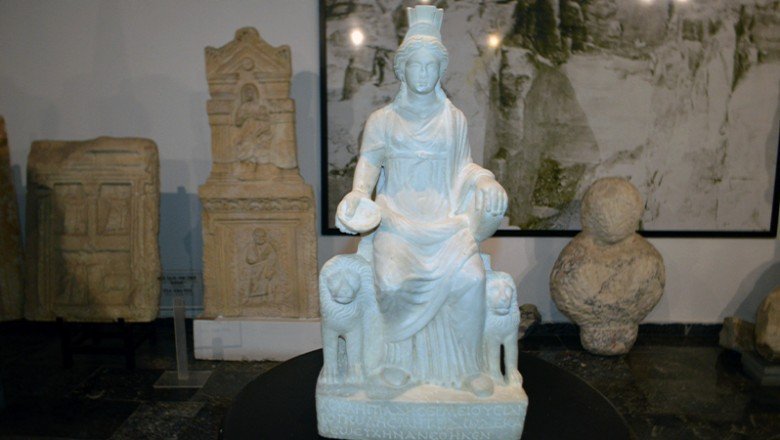 1700 yaşındaki "Kybele" heykeli, Afyonkarahisar'a getirildi