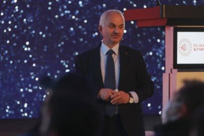 TUSAŞ uydu ihracatında hedef büyüttü