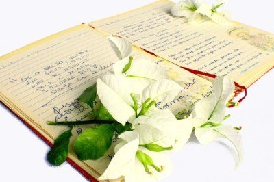 Şiir yazmayı sever misiniz?