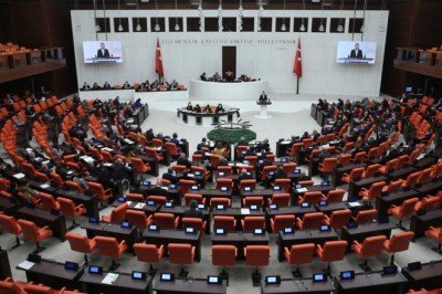 Kurumlara vergi istisnası getiren kanun teklifi TBMM'de