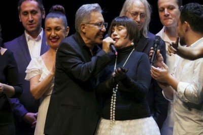 Zülfü Livaneli’den Sezen Aksu açıklaması: Herkes sakin olsun, kimsenin inancına hakaret edildiği yok