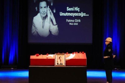 Yeşilçam'ın usta ismi Fatma Girik son yolculuğuna uğurlandı: 