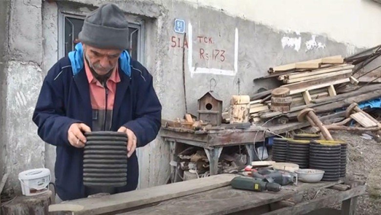 2 yıldır kuşlar için yuva yapıyor: Yeter ki onlar üşümesin...