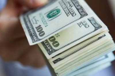 Karar yazarı Kahveci: Şu anda ne cari işleme, ne de üretim için rekabetçi kura bakan yok; varsa yoksa dövizi frenlemeye çalışıyorlar