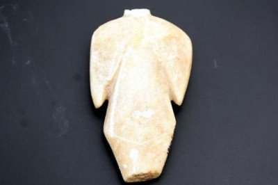 Yeşilova Höyüğü'nde 6 bin yıllık tanrıça heykelciği bulundu