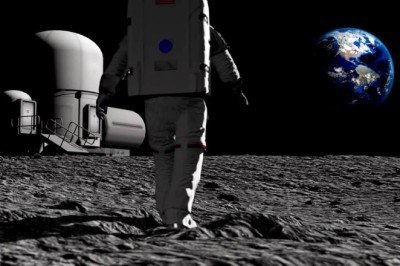 TUA Başkanı Yıldırım: Türkiye'nin Ay'a göndereceği insansız uzay aracı imalat aşamasında