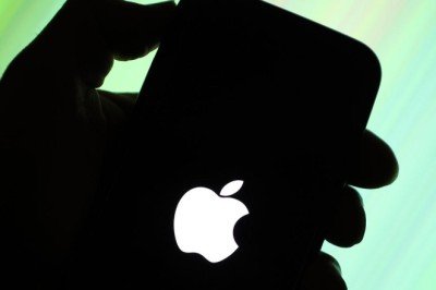 Apple'dan Rusya'ya yaptırım: Satışlar durdu