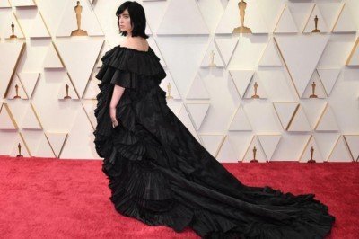 Billie Eilish, Oscar Ödül Töreni'nin 