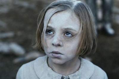 Ev sinemasından vizyona bu hafta: Savaşın acımasızlığını vurgulayan trajik bir hikaye; Savaşın Gölgeleri