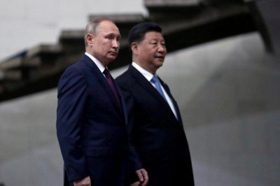 Rusya ile Çin arasında üçüncü yol