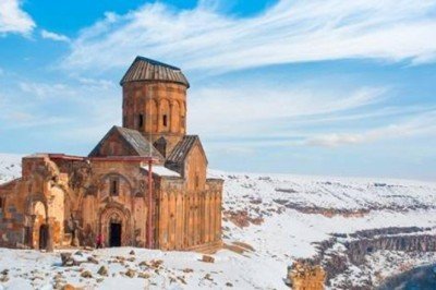 Ani Kalesi neresi? Ani şehri hangi ülkede? Ani kalesi nerede? Alparslan Büyük Selçuklu Ani nasıl fethedildi?