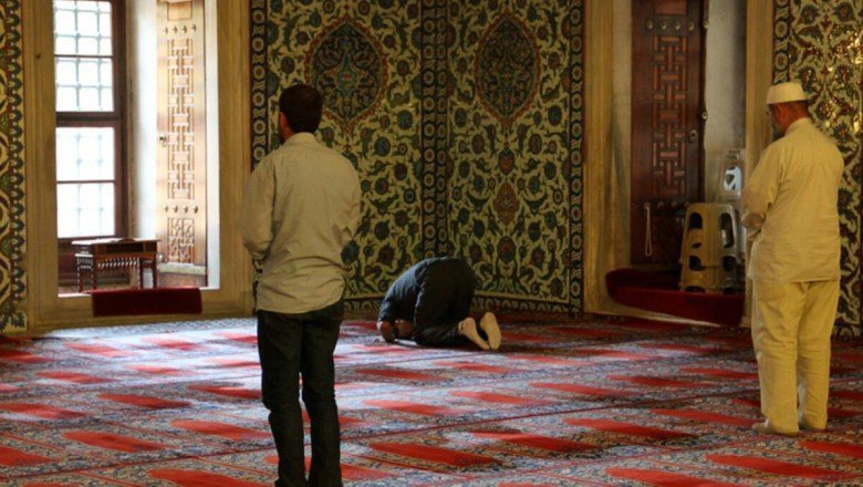 Cuma namazı kaç dakika sürer, kaçta biter? Cuma namazı süresi..