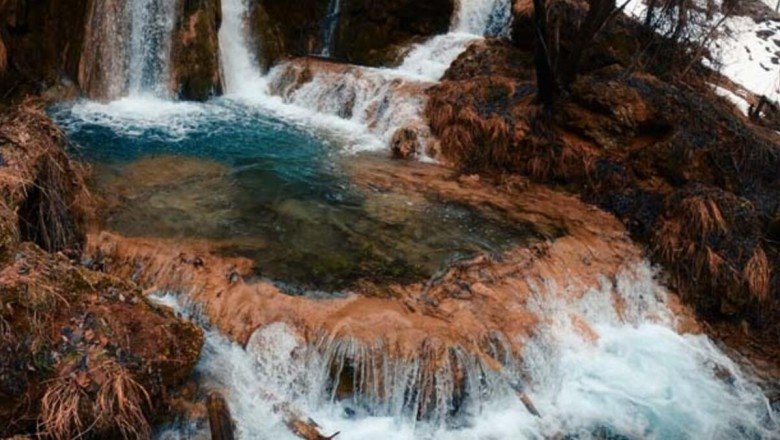 Hacıkodal Kocabor Şelalesi doğa tutkunlarının uğrak yeri oldu
