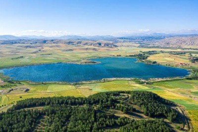 Sivas'taki kuş cenneti Hafik Gölü, doğaseverlerin ilgisini çekiyor