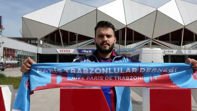 Trabzon'a gelen gurbetçi taraftar, maçı eşiyle tribünde izledi