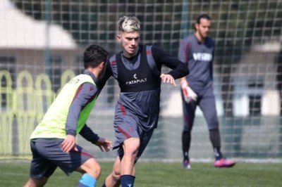 Trabzonspor hazırlık maçında U19 takımını 2-0 yendi