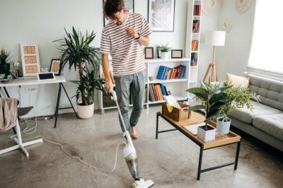 Dikey ve güçlü bir süpürge arayanlara: Fakir dikey süpürge kullananlar ve yorumları