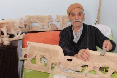 Gözleriyle değil, elleriyle görüyor! Her şey 'ağlama hastalığı' ile başladı