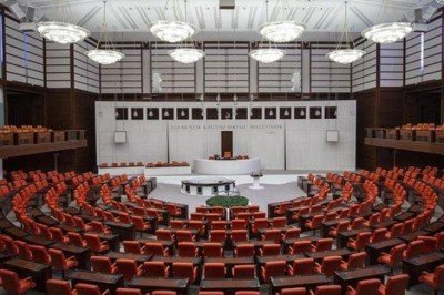 Milletvekillerinin illere göre dağılımını belirleyen YSK Kararı Resmi Gazete'de