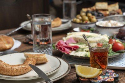 Ramazan boyunca rahat oruç tutmak için sahurda bunu içmeden uyumayın