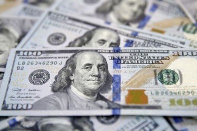 Dolar endeksi 2 yılın ardından 100'ü aştı