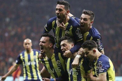 Fenerbahçe hisseleri, derbi sonrası yükseldi