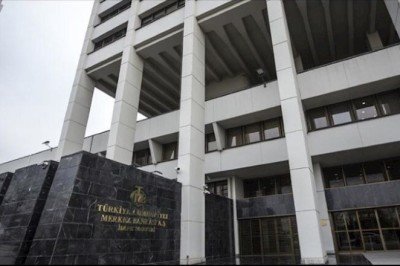 Merkez Bankası Piyasa Katılımcıları Anketi'ne göre yıl sonu dolar beklentisi