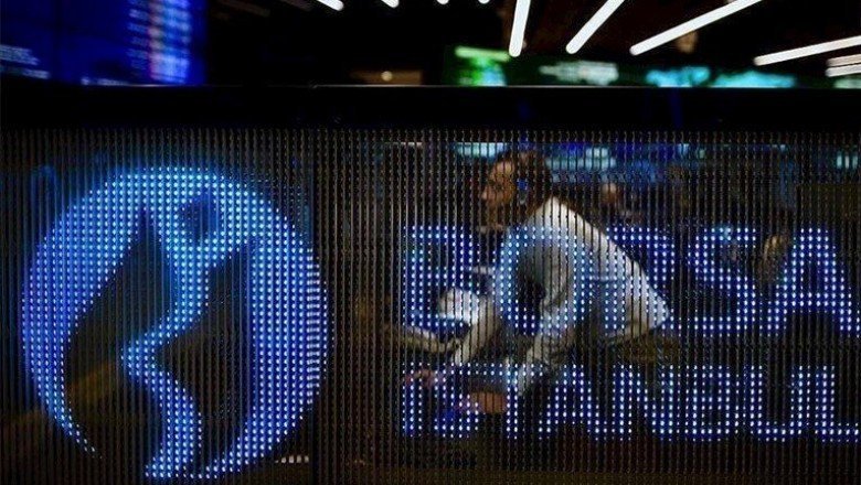 Yabancı yatırımcı 60,4 milyon dolarlık hisse aldı