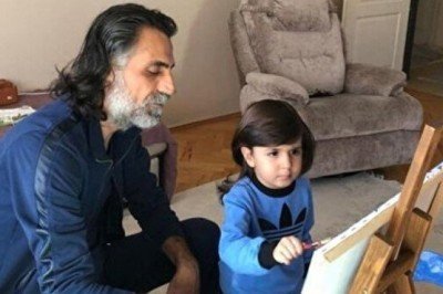 Kurtlar Vadisi'nin Abdülhey'i oğlunu paylaştı