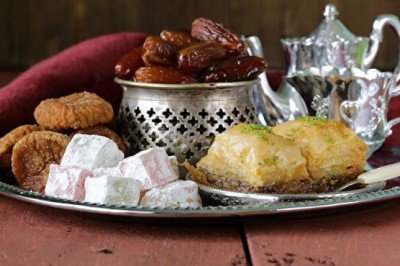 Uzmanı uyardı: Reflü sorunu olanlar sahurda fazla yağlı ve şekerli gıda tüketmemeli