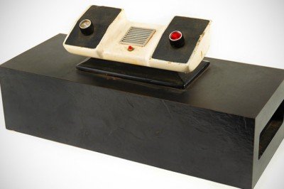 Atari'nin el yapımı ahşap konsoluna rekor fiyat!