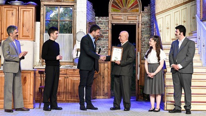 Genç Başkan Zengin Mutfağında!