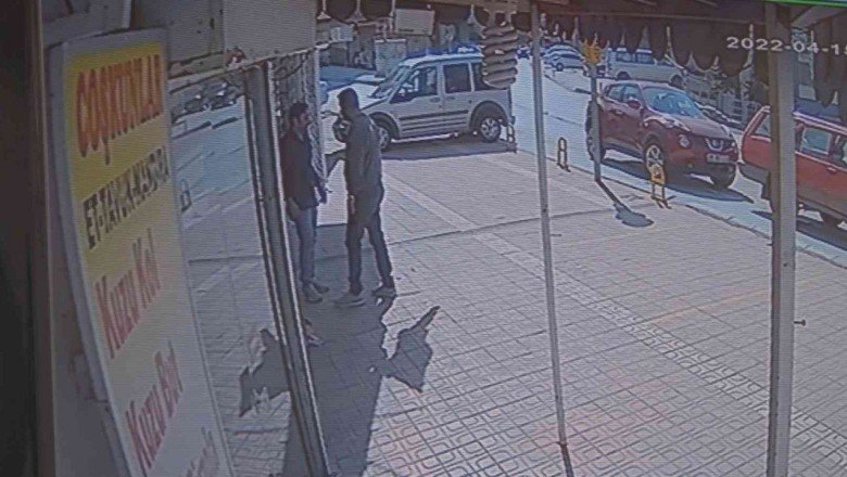 Kan donduran cinayet! Saldırıp defalarca bıçakladı