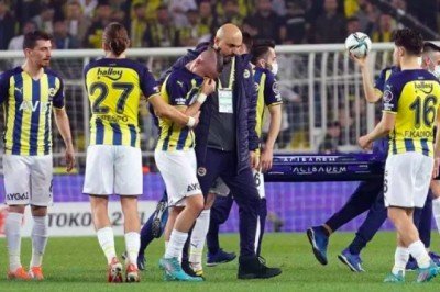 Oyundan çıkarken hüngür hüngür ağladı