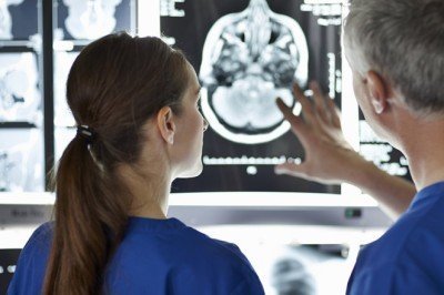 Yeni bir araştırmaya göre MS hastalığına bir virüsün neden olduğuna dair güçlü kanıtlar var