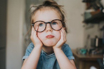 Ders sırasında hayallere dalmak çocuklarda öğrenmeyi olumsuz etkiliyor