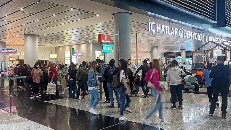 Bakan Karaismailoğlu duyurdu: İstanbul Havalimanı'nda rekor kırıldı