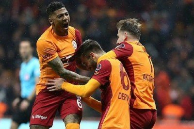Süper Lig'de Galatasaray, sahasında Sivasspor'u ağırlıyor! İlk 11'ler belli oldu...