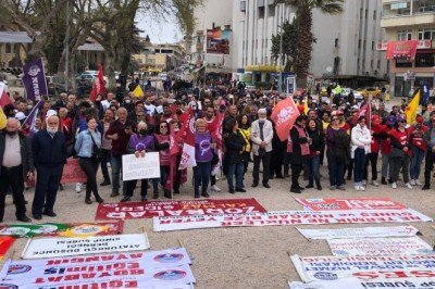 Gezi Parkı sloganları 1 Mayıs'ı karıştırdı Türk-İş kortejden ayrıydı