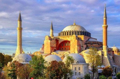 İstanbul Valiliği'nden 'Ayasofya'da tahribat' haberlerine yalanlama