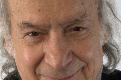 Agah Özgüç toprağa verildi