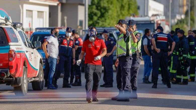 Fabrikada gaz sızıntısı! 2 kişi hayatını kaybetti