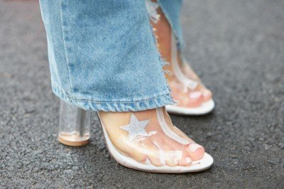 Giyerken bir daha düşünün!